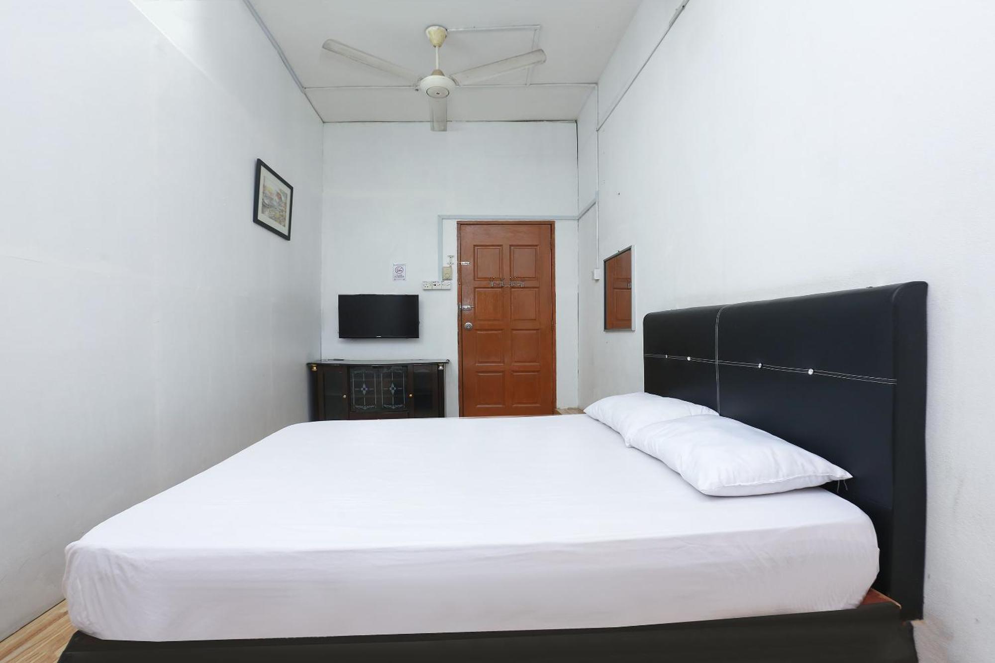 Oyo 89755 D&D Budget Inn Kota Bharu Exterior photo